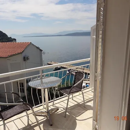Apartment Komfortables Mit Meerblick